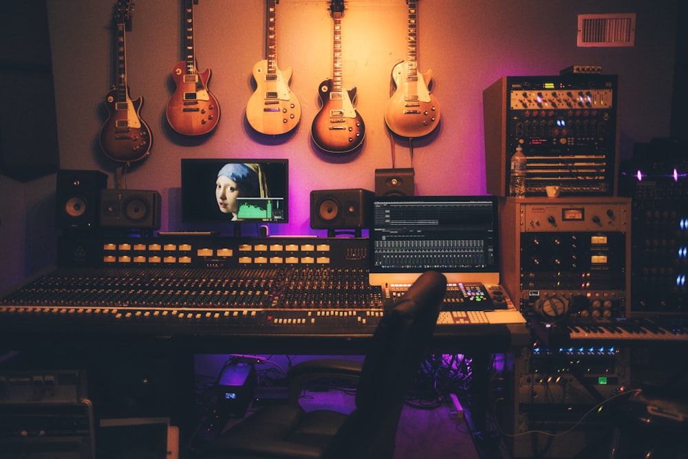Mid-Side (M/S) Processing: Widening Mix Stereo Image Without Phase Loss